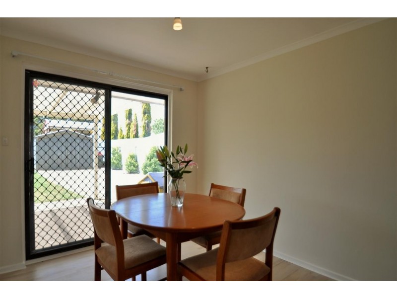 9 Carmela Avenue, Morphett Vale SA 5162