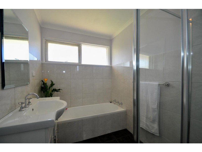 9 Carmela Avenue, Morphett Vale SA 5162