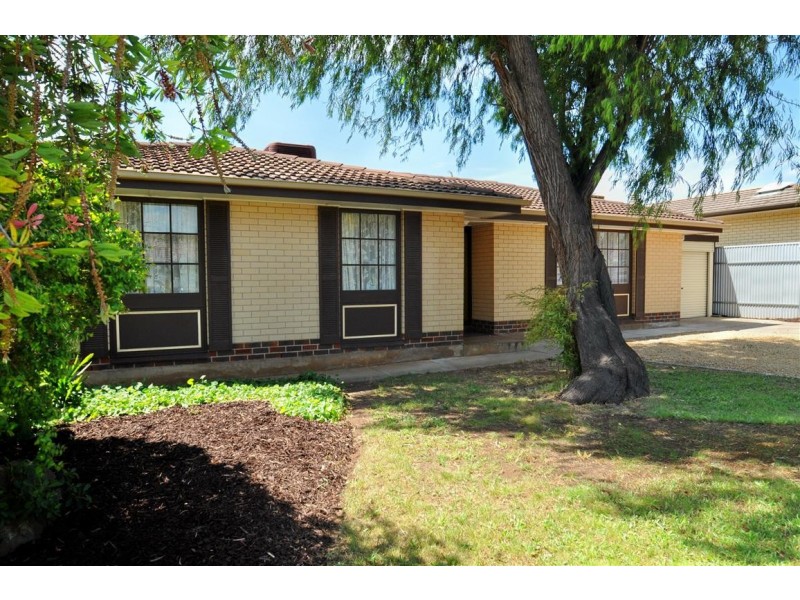 9 Carmela Avenue, Morphett Vale SA 5162