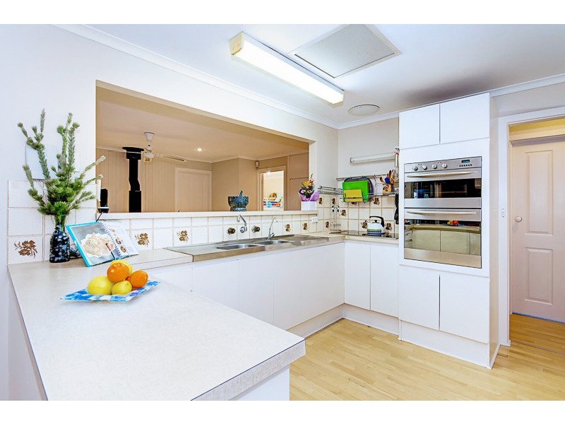10 Desoto Drive, Port Willunga SA 5173