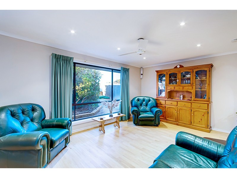 10 Desoto Drive, Port Willunga SA 5173