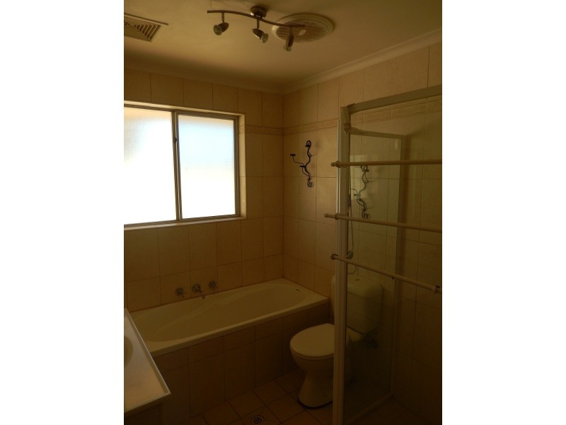 16 McRae Road, Port Noarlunga South SA 5167