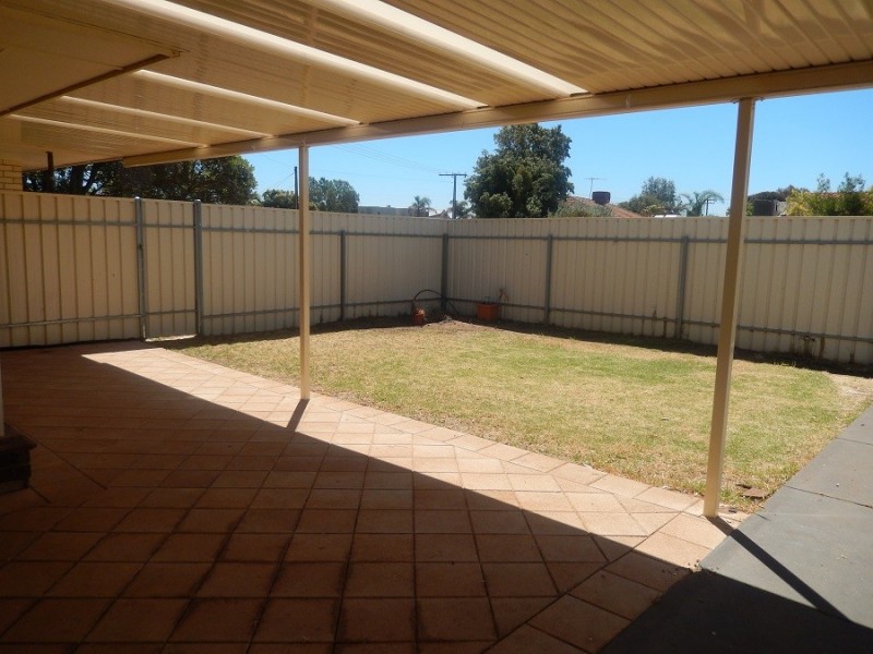 16 McRae Road, Port Noarlunga South SA 5167