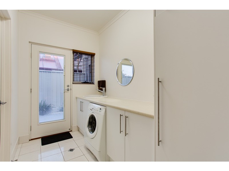 1a Crown Street, Dover Gardens SA 5048