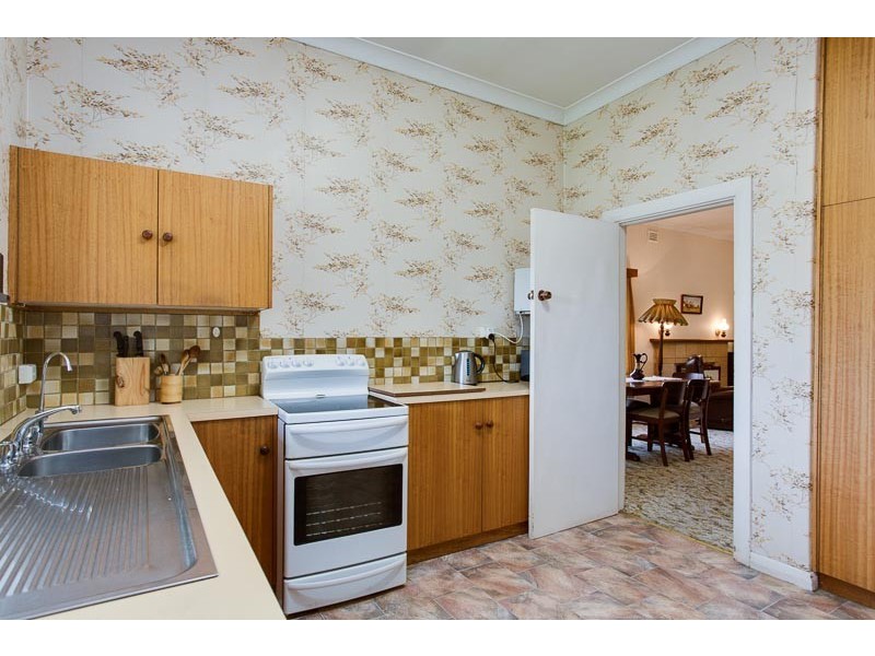 215 Sturt Road, Seacombe Gardens SA 5047