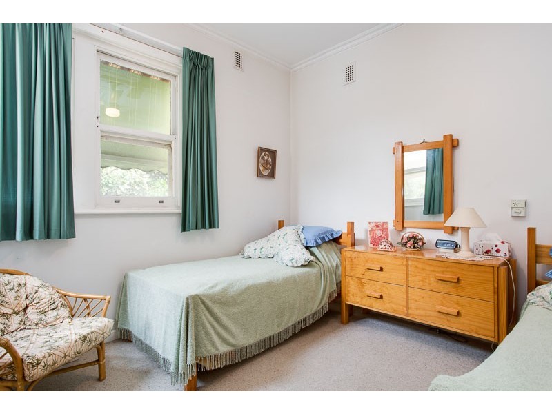 215 Sturt Road, Seacombe Gardens SA 5047