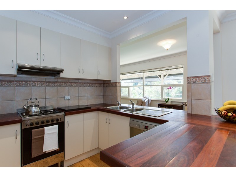 4 Wade Street, Eden Hills SA 5050