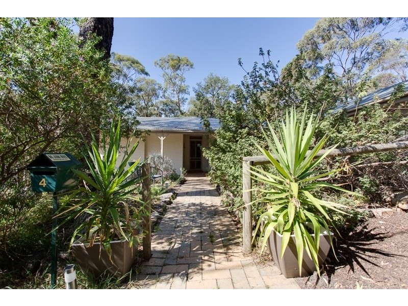 4 Wade Street, Eden Hills SA 5050