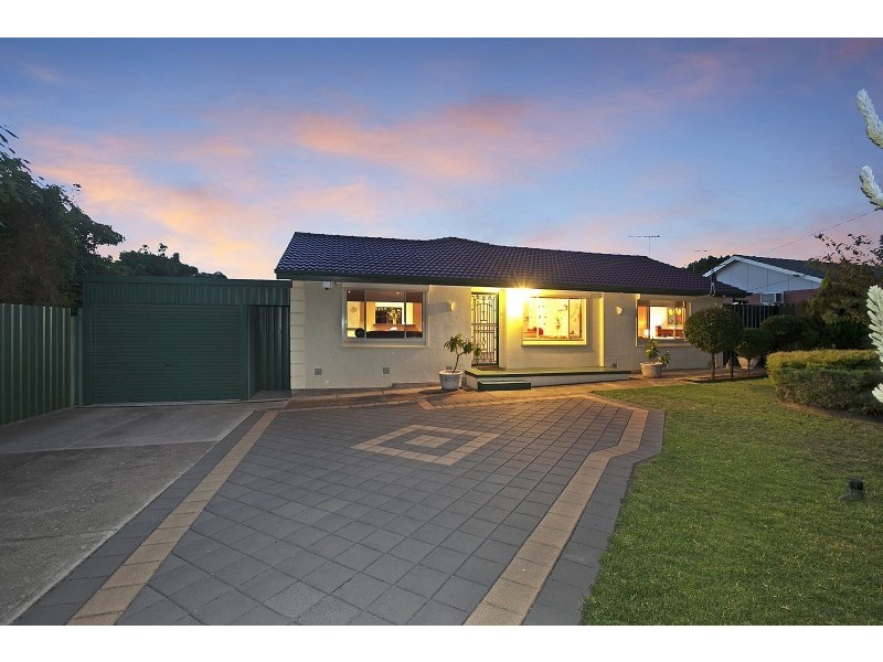 13 Brendan Street, Christie Downs SA 5164