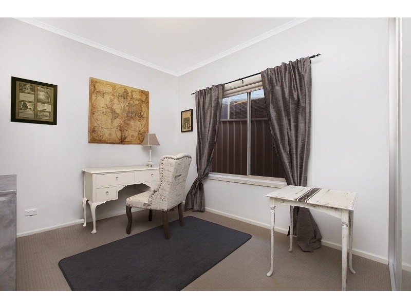 13 Windebanks Road, Aberfoyle Park SA 5159