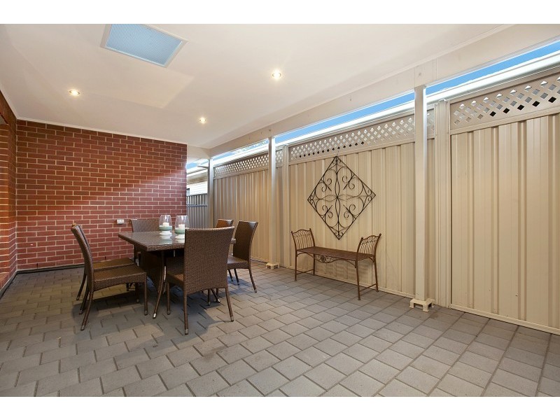 13 Windebanks Road, Aberfoyle Park SA 5159