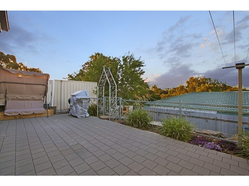 13 Windebanks Road, Aberfoyle Park SA 5159