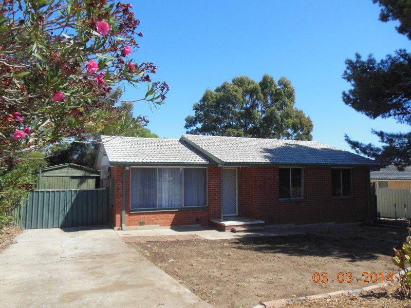 7 Hugh Crescent, Morphett Vale SA 5162