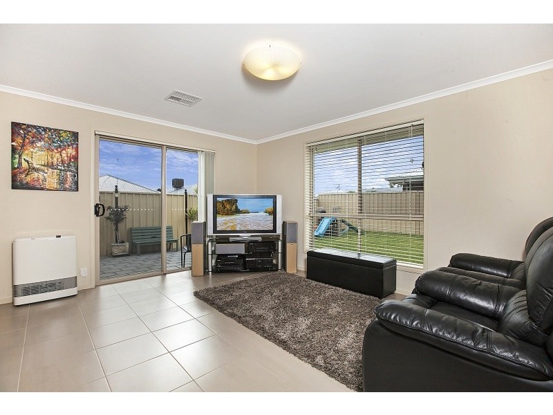 26 Yarr Crescent, Seaford Meadows SA 5169
