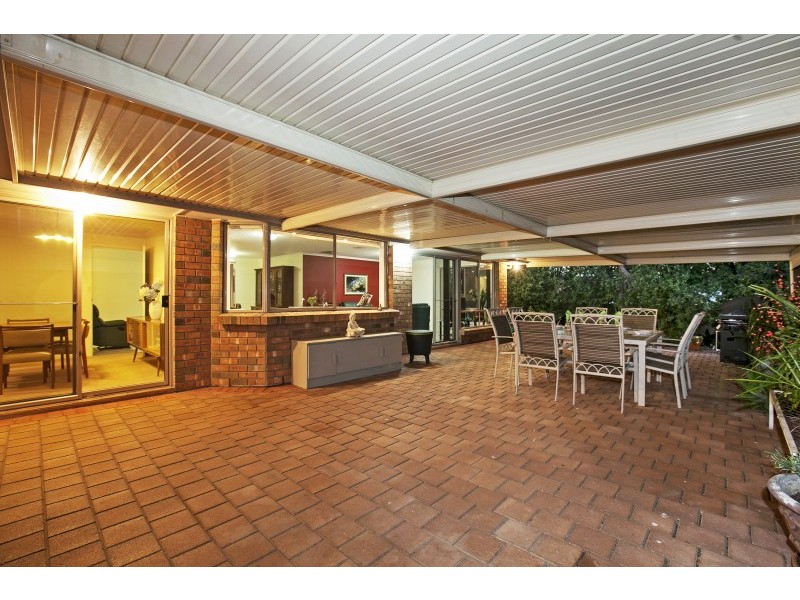 28 Investigator Drive, Woodcroft SA 5162