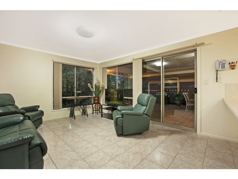 28 Investigator Drive, Woodcroft SA 5162