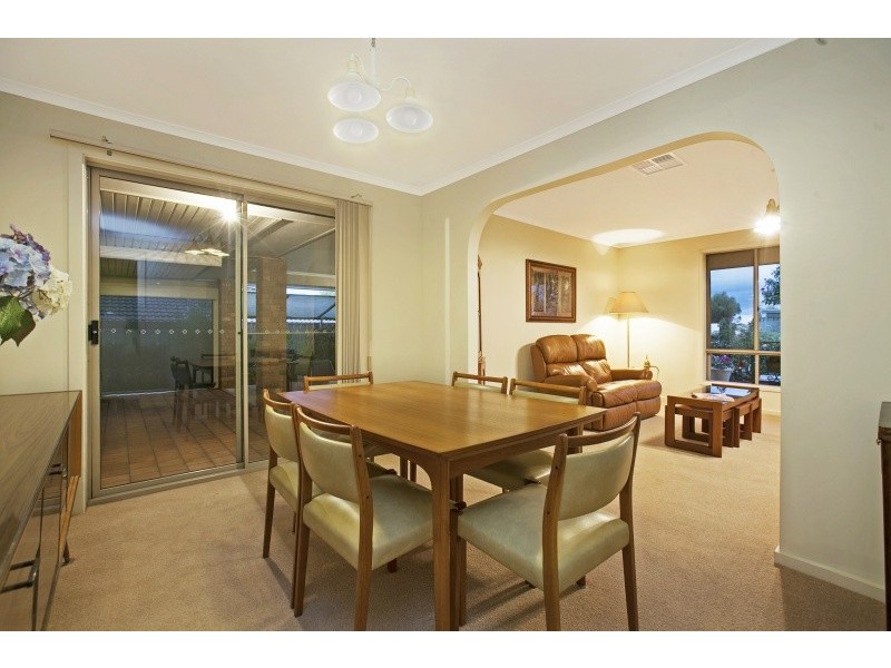 28 Investigator Drive, Woodcroft SA 5162