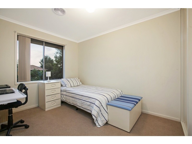 28 Investigator Drive, Woodcroft SA 5162