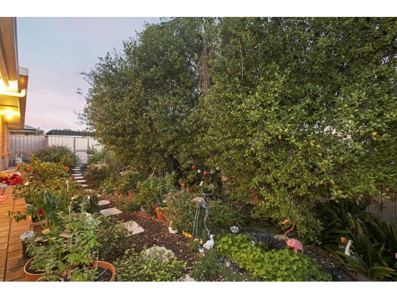 28 Investigator Drive, Woodcroft SA 5162