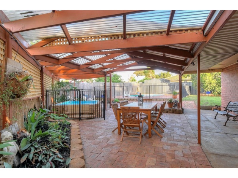 16 Allan Place, Reynella SA 5161