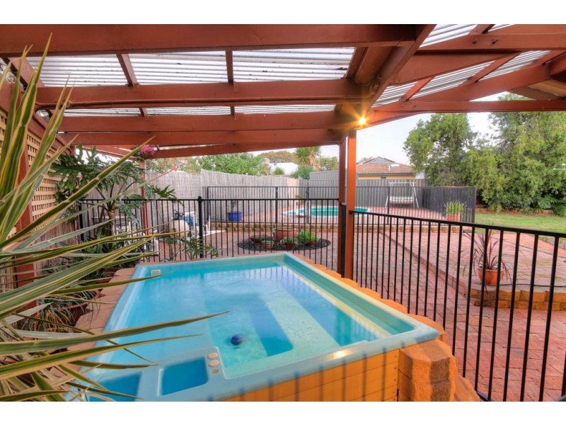 16 Allan Place, Reynella SA 5161
