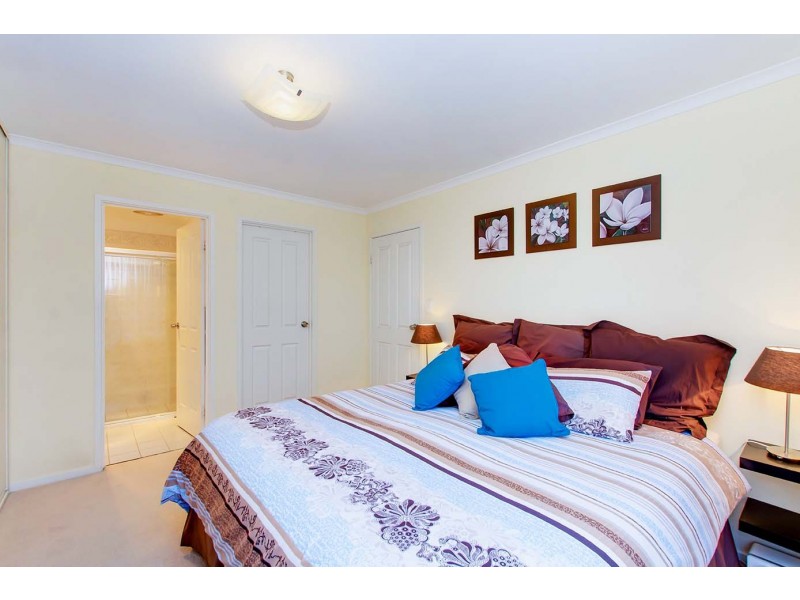 13 Hazeltine Drive, Seaford Rise SA 5169