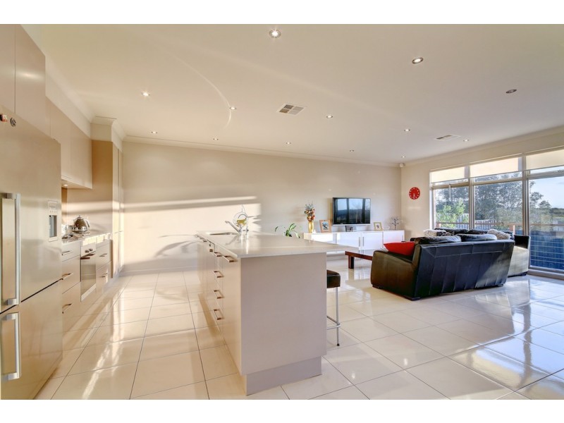 24 Acacia Grove, Flagstaff Hill SA 5159