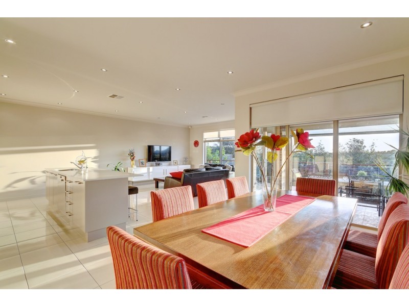 24 Acacia Grove, Flagstaff Hill SA 5159