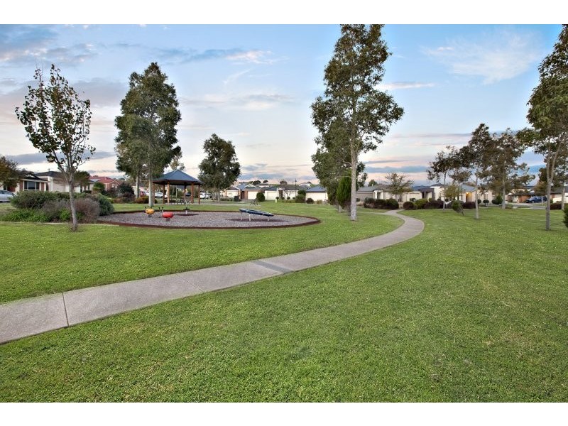 2 Fuschia Street, Huntfield Heights SA 5163