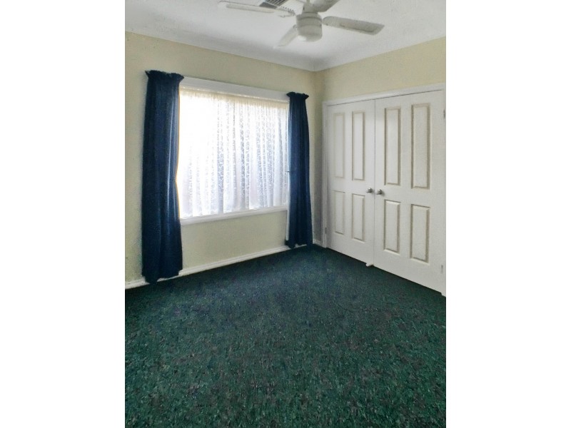 17 Nilpena Avenue, Park Holme SA 5043