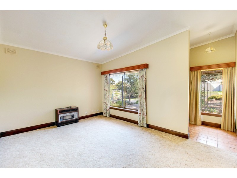 24 Kurandah Street, O’sullivan Beach SA 5166