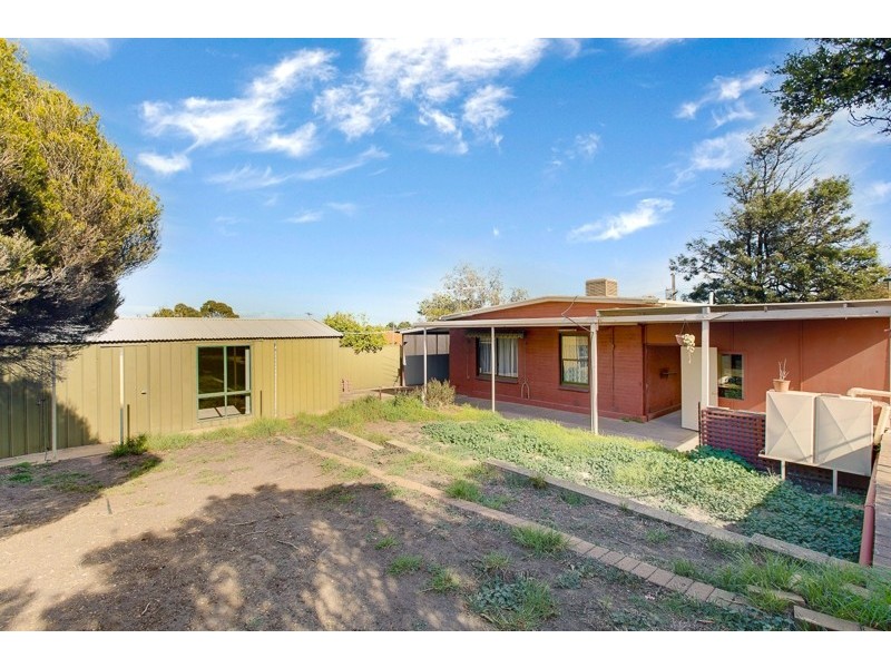 24 Kurandah Street, O’sullivan Beach SA 5166