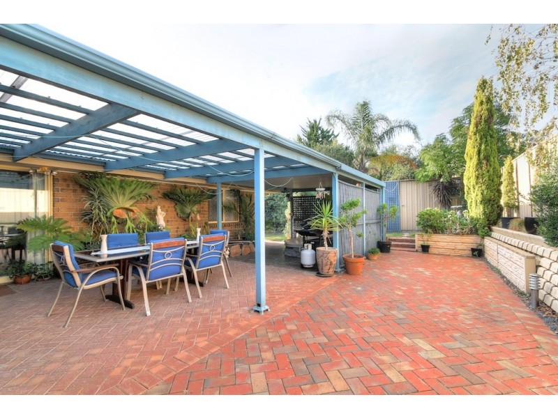 12 Allman Avenue, Woodcroft SA 5162
