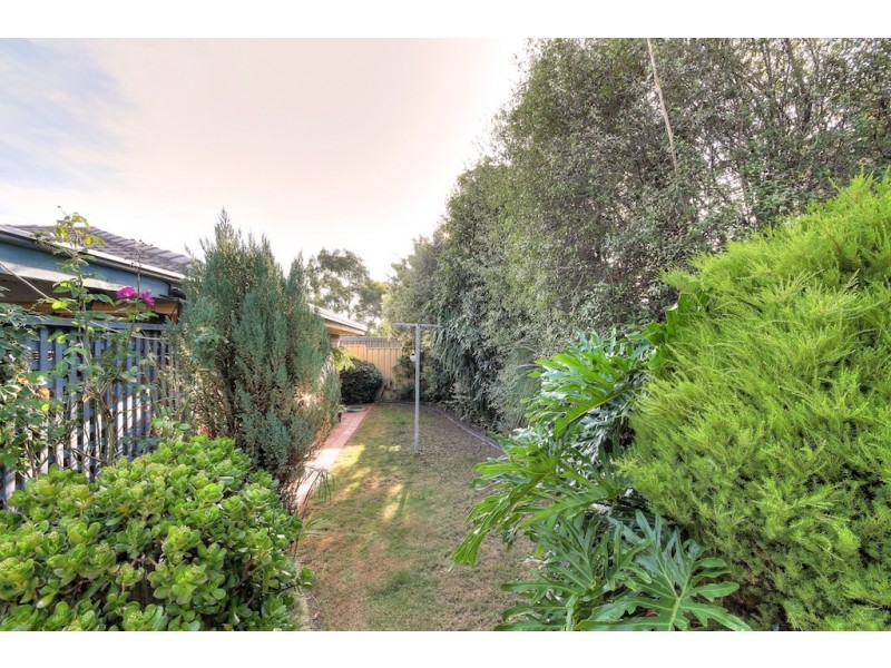 12 Allman Avenue, Woodcroft SA 5162
