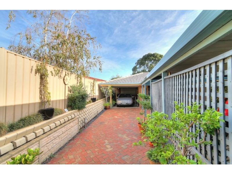 12 Allman Avenue, Woodcroft SA 5162