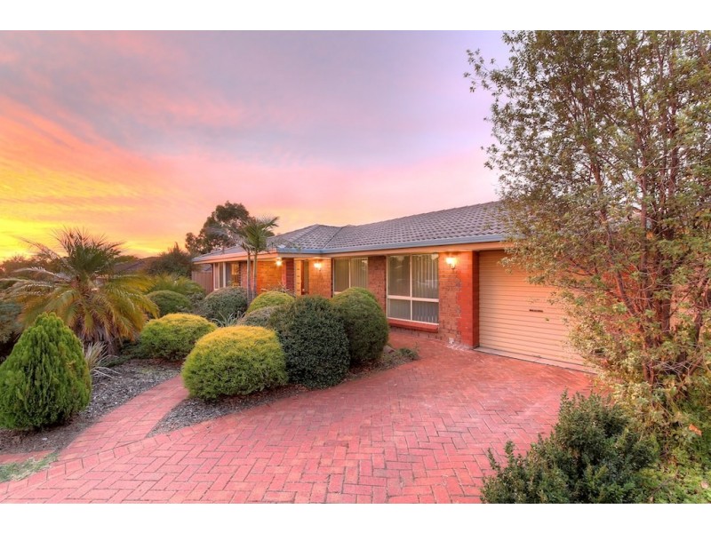 12 Allman Avenue, Woodcroft SA 5162