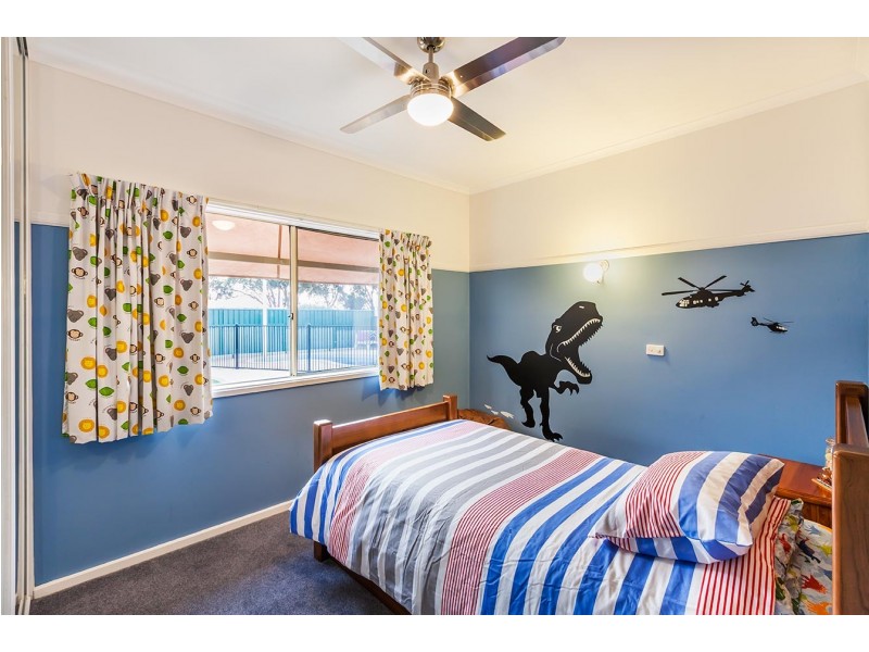 8 Gleneagles Road, Aberfoyle Park SA 5159