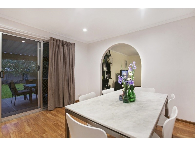 6 Jessica Street, Aberfoyle Park SA 5159