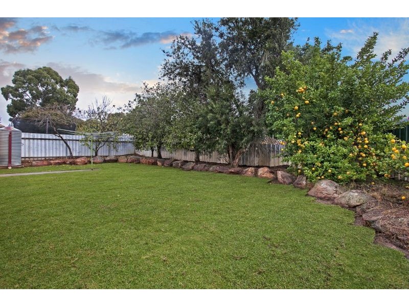 6 Jessica Street, Aberfoyle Park SA 5159