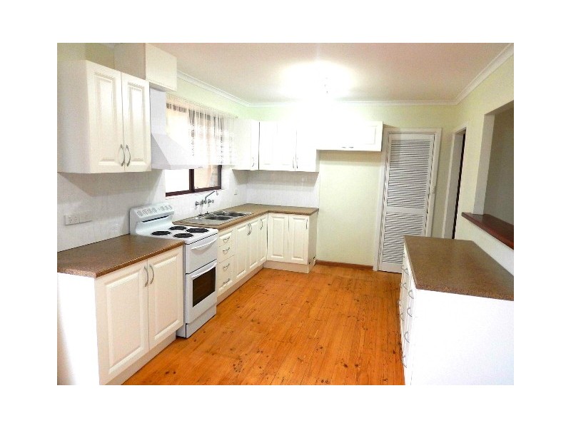 87 Trim Crescent, Old Noarlunga SA 5168