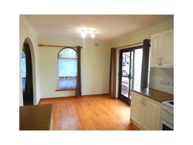 87 Trim Crescent, Old Noarlunga SA 5168