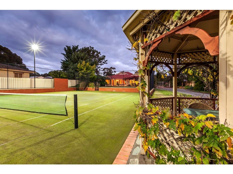 206 Reynell Road, Woodcroft SA 5162