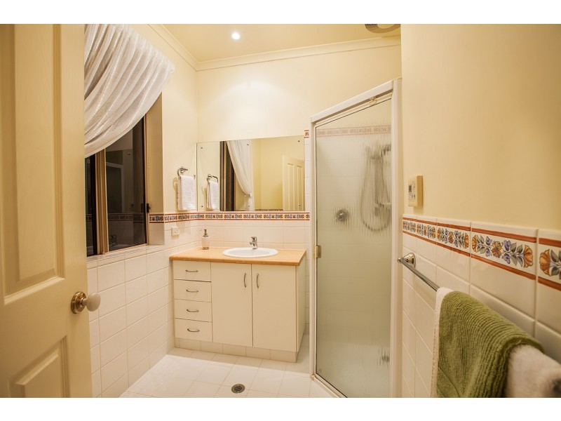 206 Reynell Road, Woodcroft SA 5162