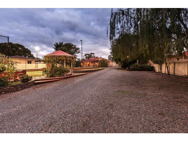 206 Reynell Road, Woodcroft SA 5162