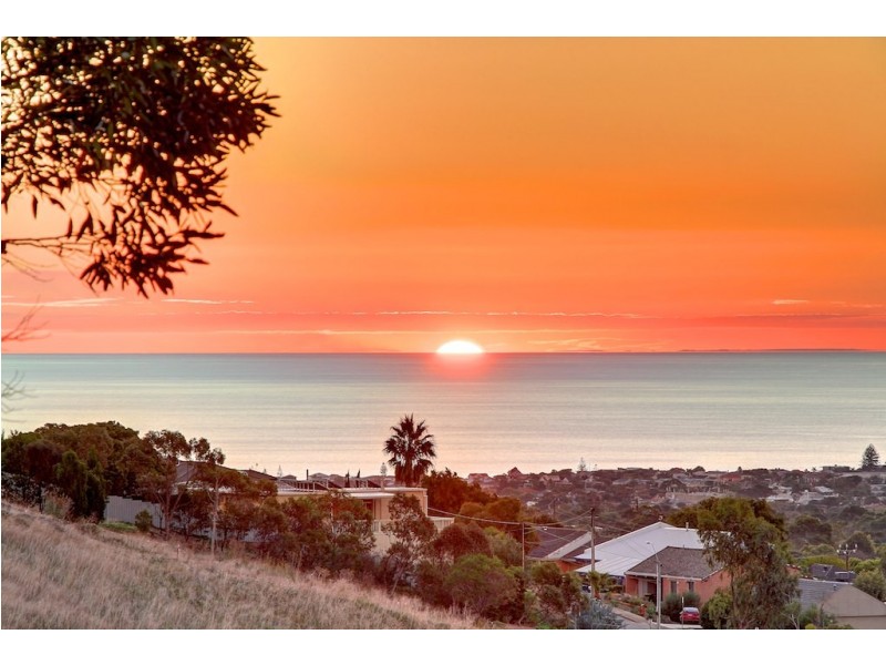 32 Victoria Parade, Darlington SA 5047