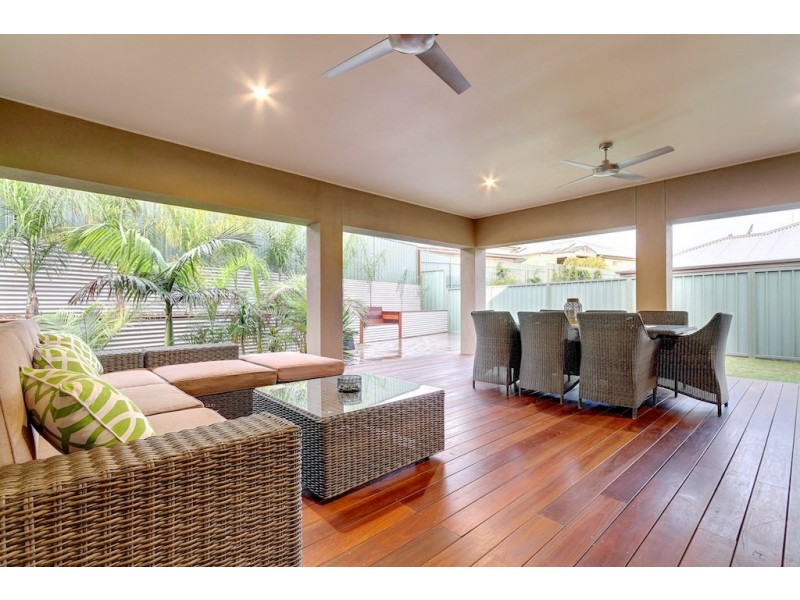 10 Elizabeth Crescent, Hallett Cove SA 5158