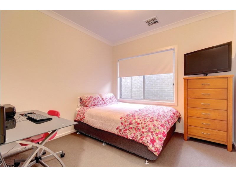 10 Elizabeth Crescent, Hallett Cove SA 5158