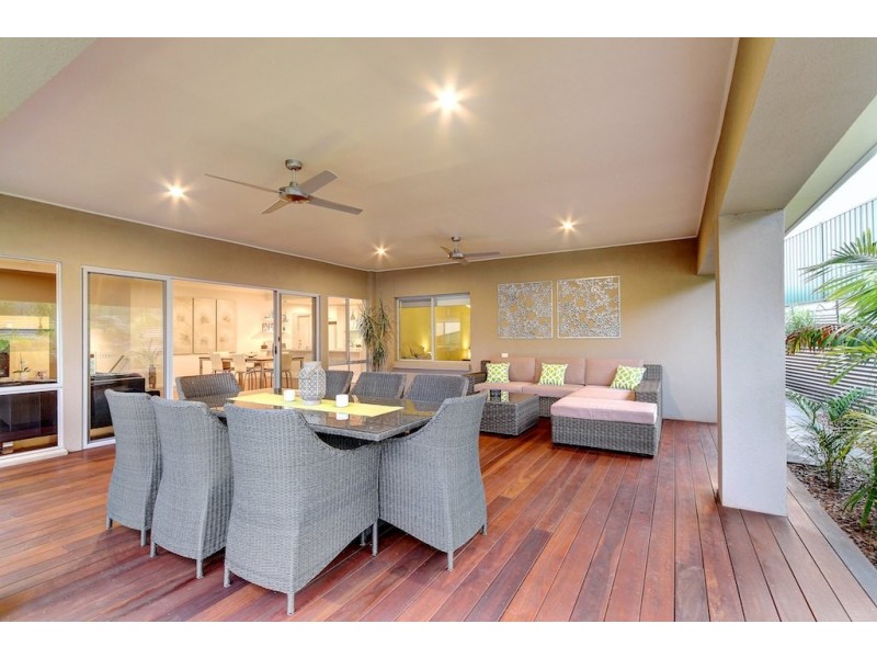 10 Elizabeth Crescent, Hallett Cove SA 5158