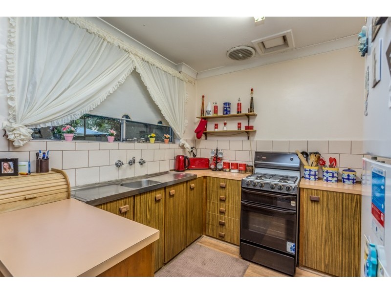 32 Mills Avenue, Port Noarlunga SA 5167