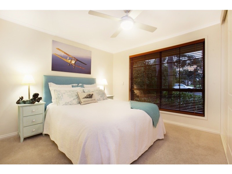 17 Caffrey Crescent, Port Willunga SA 5173